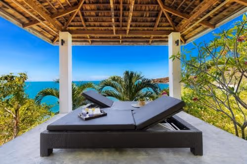 Villa - Beach Front