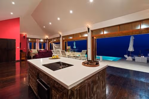Villa - Beach Front