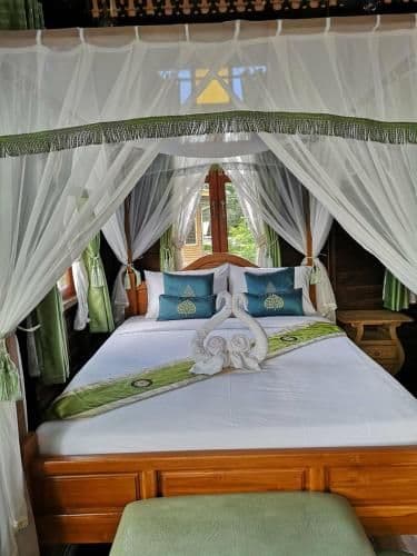Double Room with Private External Bathroom