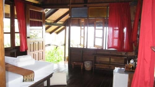 Hibiscus Bungalow with Sea and Garden View