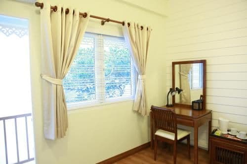 Superior Double Room with Shared Bathroom