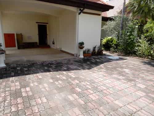Luxury Private Villa Near Pattaya Thailand Luxury Private Villa Near Pattaya Thailand