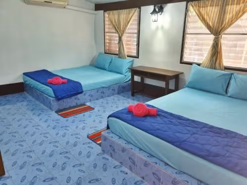 Quadruple Room with Private Bathroom
