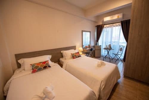 Standard Twin Room