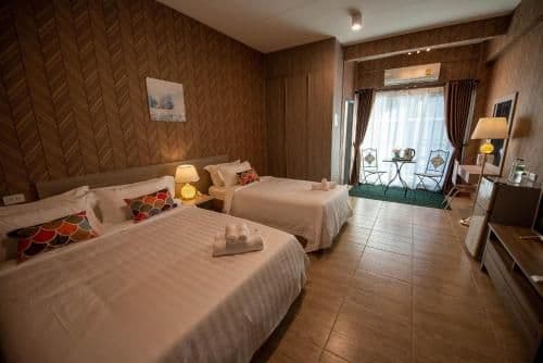 Deluxe Family Room