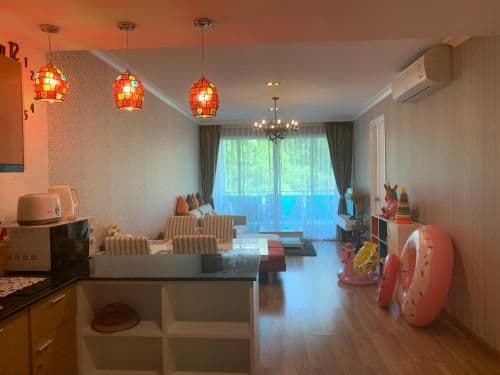 Apartment with Garden View