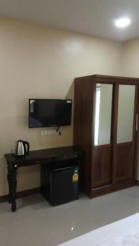 Twin Room with Private Bathroom
