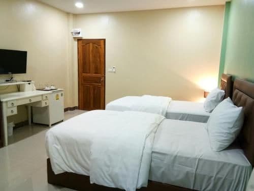 Twin Room with Private Bathroom