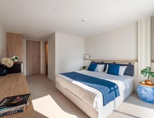 Studio Apartment