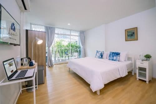 Grand Deluxe Double Room with Balcony