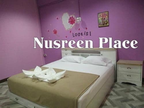 Deluxe Double Room (2 Adults + 1 Child)