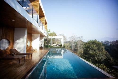 Queen Room with Pool View