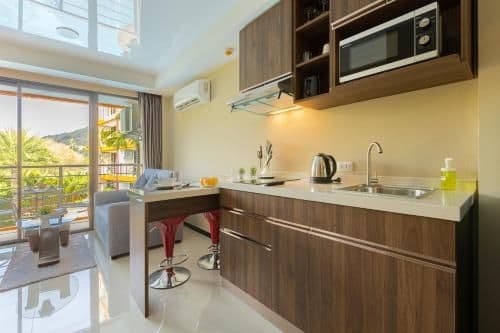 One-Bedroom Apartment