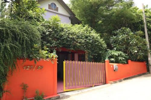 Villa with Garden View