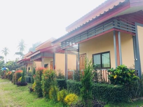 Phu Chaem House0