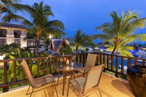 Waterfront apartment in Royal Marina0