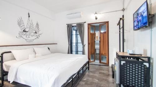 วี 1 รูม โฮเทล (V1 Room Hotel)2
