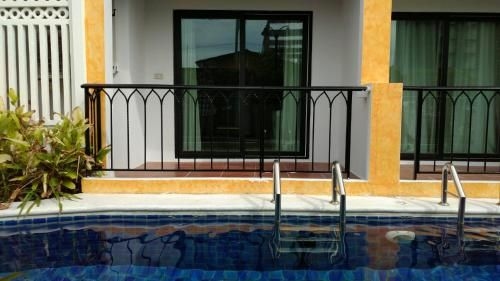 Venetian Jomtien Pool Access3