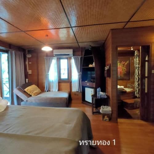 Deluxe Double or Twin Room with Lake View