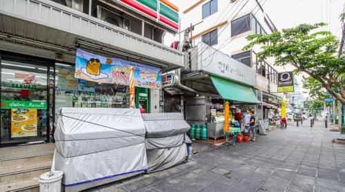 Wooden Suites (BTS Wongwian Yai) Wooden Suites (BTS Wongwian Yai)