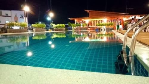 Deluxe Double or Twin Room with Pool Access