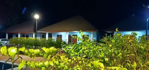 Deluxe Double or Twin Room with Pool Access
