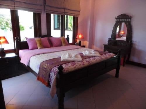 Deluxe Double Room (2 Adults + 1 Child)