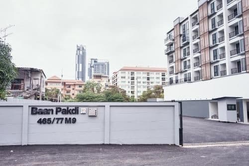 Studio Apartment