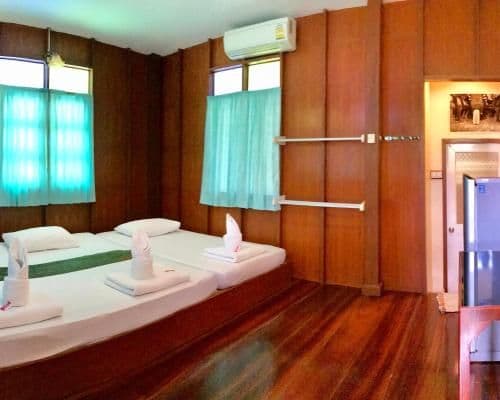 Standard Quadruple Room