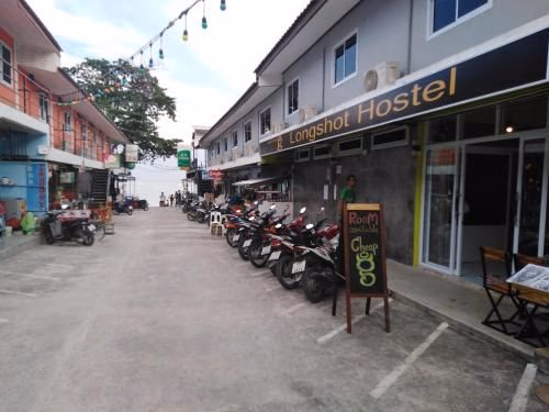 Longshot Hostel2