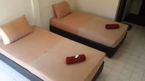 Twin Room with Private Bathroom