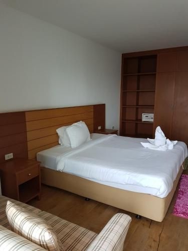 VTSIX Sea View Apartment4