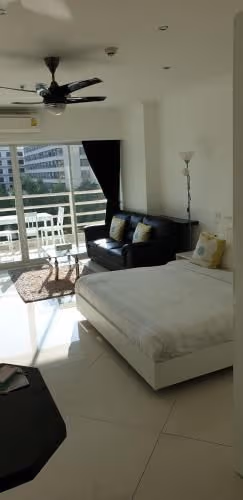 Studio with Garden View
