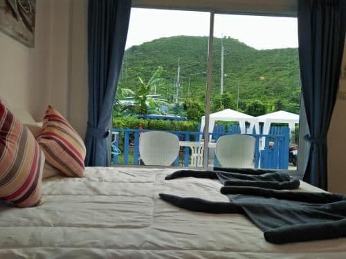 Double Room with Mountain View