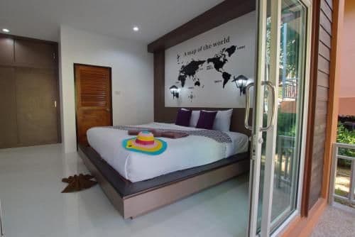 Queen Room with Garden View