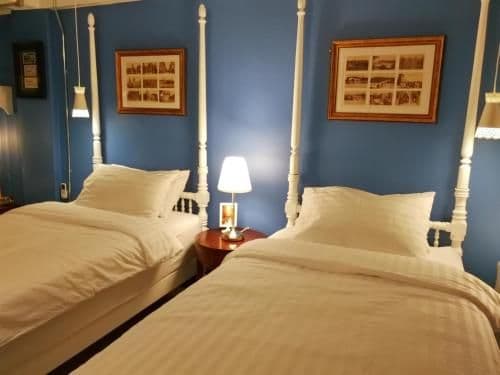 Deluxe Double or Twin Room