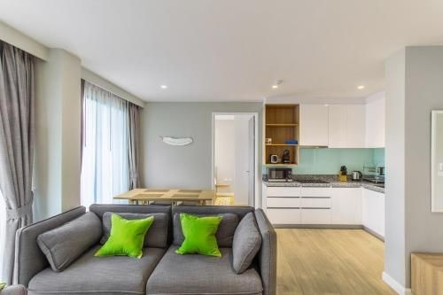 Apartment near Bangtao beach 2bdr 2bth0