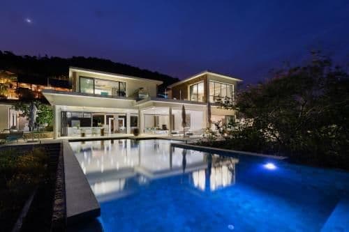 Villa with Sea View