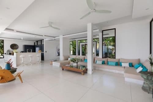 Villa with Sea View
