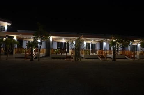 Bungalow with Garden View