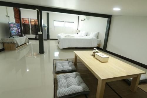 Baanrao Bangson Apartment 5th floor (No Lift)0