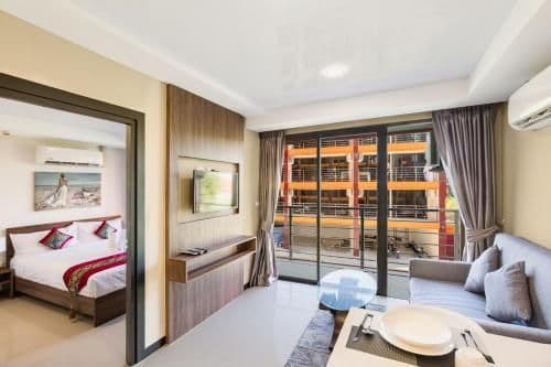 One-Bedroom Apartment