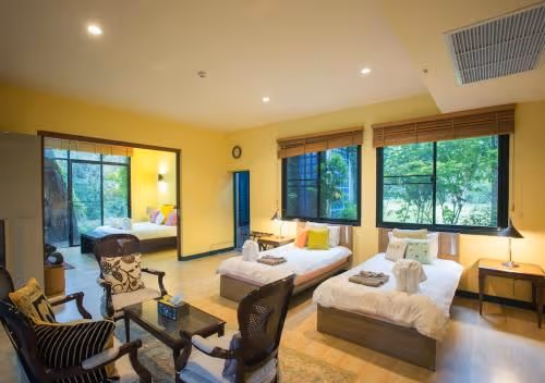 Family Room with Garden View