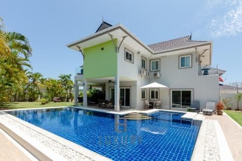 3 Bedroom Pool Villa With Amazing Views TH2 3 Bedroom Pool Villa With Amazing Views TH2