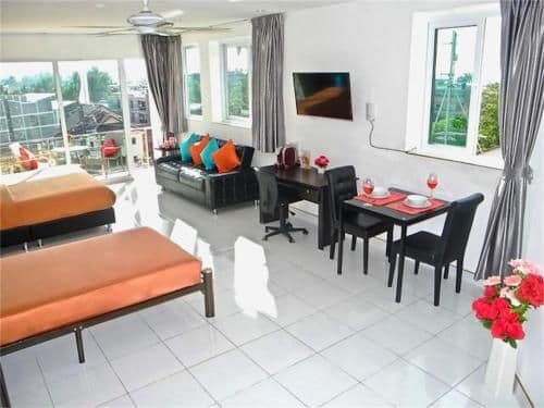 Studio Apartment with Sea View
