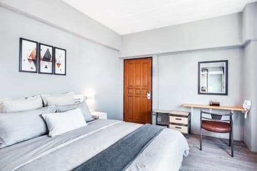 Standard Corner View Room