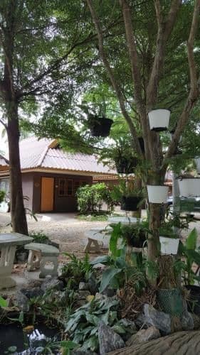 Bungalow with Garden View