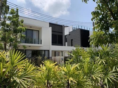Four-Bedroom Apartment