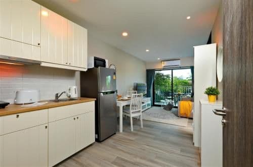 One-Bedroom Apartment
