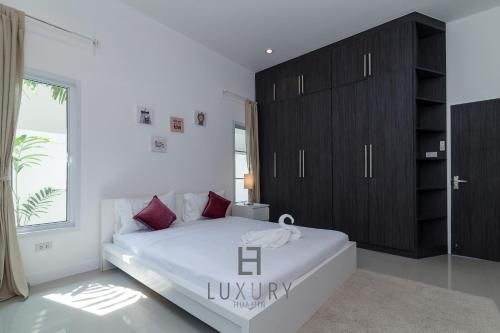 Private Pool Villa Hua Hin L264